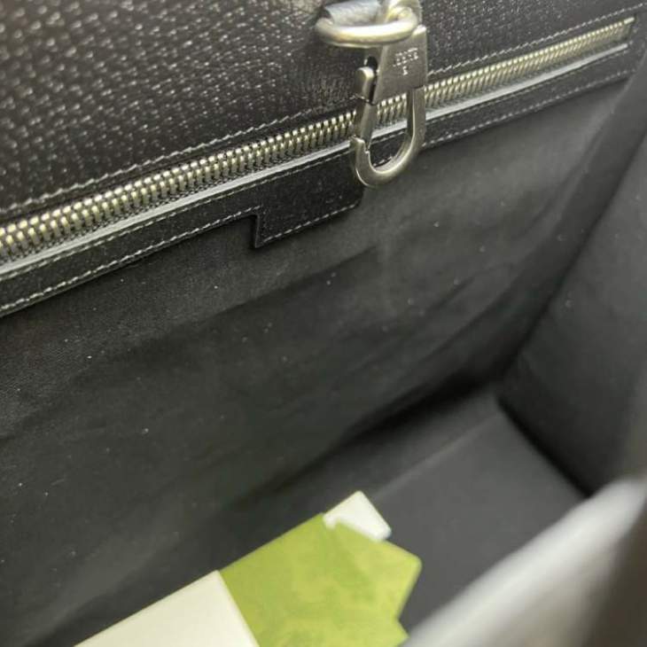 Picture of Gucci Mens Bags _SKUfw186888140fw